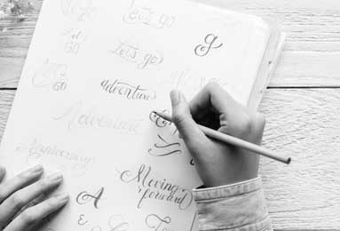 库里闪耀，76人险胜篮网：常规赛焦点战精彩瞬间